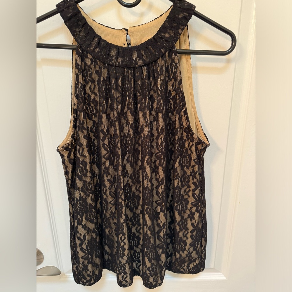 Style & Co black lace top in size Large